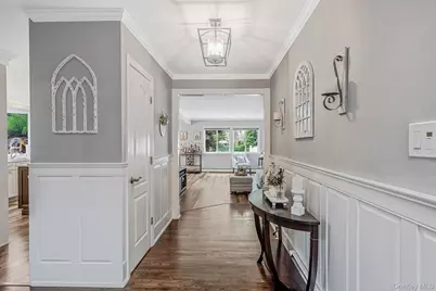 4 Missouri Avenue, Mount Sinai, NY 11766 - Photo 3