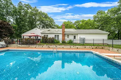 4 Missouri Avenue, Mount Sinai, NY 11766 - Photo 37