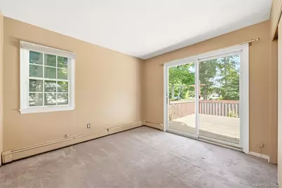 901 Liberty Street, Bohemia, NY 11716 - Photo 15