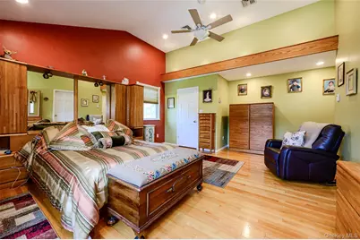 262 Rose Street, Massapequa Park, NY 11762 - Photo 19