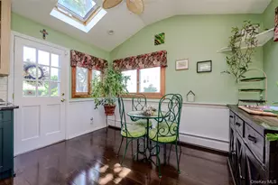262 Rose St, Massapequa Park, NY 11762 - Photo 11