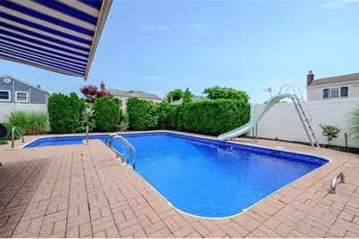 262 Rose Street, Massapequa Park, NY 11762 - Photo 27