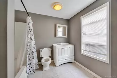 20 E Pine Street, Long Beach, NY 11561 - Photo 17