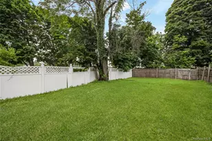 51 Peters Ave, Hempstead, NY 11550 - Photo 31