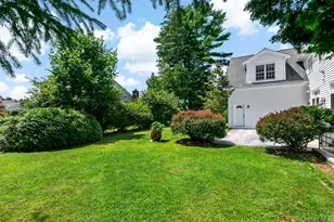 18 Sammis Ln, White Plains, NY 10605 - Photo 27