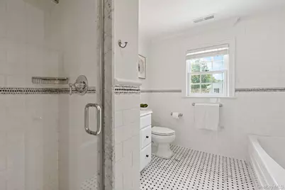 18 Sammis Lane, White Plains, NY 10605 - Photo 21