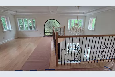 42-20 247th Street, Little Neck, NY 11363 - Photo 5