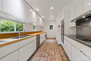 3 Tory Ln, Scarsdale, NY 10583 - Photo 13