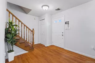 61 Zugibe Ct, West Haverstraw, NY 10993 - Photo 3