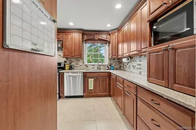 19 Lindy Drive, Carmel, NY 10512 - Photo 13