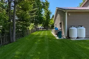 60 Grand St, Wurtsboro, NY 12790 - Photo 5