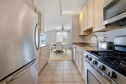 522 Shore Road #5G, Long Beach, NY 11561 - Photo 9