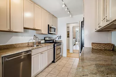 522 Shore Road #5G, Long Beach, NY 11561 - Photo 17