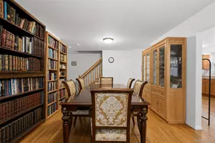 242 Kearsing Pkwy, Monsey, NY 10952 - Photo 9