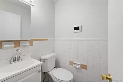 242 Kearsing Parkway #A, Monsey, NY 10952 - Photo 15