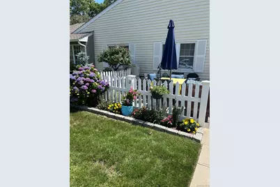 40 Revere Drive, Sayville, NY 11782 - Photo 11