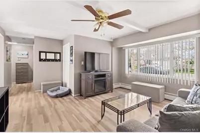 4 Erlwein Court, Massapequa, NY 11758 - Photo 5