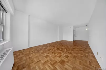 60 E 8th Street #18G, New York, NY 10003 - Photo 7