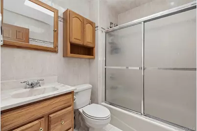 1595 N Central Avenue #29CO, Valley Stream, NY 11580 - Photo 15