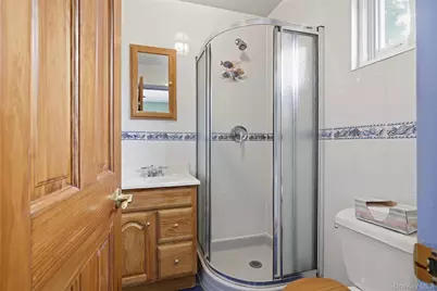 1595 N Central Avenue #29CO, Valley Stream, NY 11580 - Photo 13