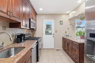 1595 N Central Ave, Valley Stream, NY 11580 - Photo 9