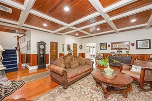 14 Danes St, Blue Point, NY 11715 - Photo 9