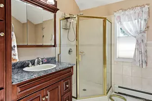 35 Dennis Ln, Bethpage, NY 11714 - Photo 27