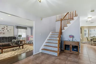 35 Dennis Lane, Bethpage, NY 11714 - Photo 9