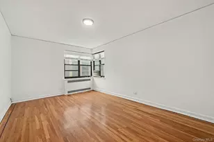 210 Martine Ave, White Plains, NY 10601 - Photo 17