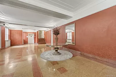 210 Martine Avenue #5K, White Plains, NY 10601 - Photo 3