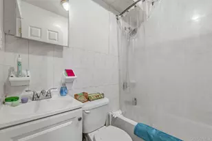 717 E 215th St, Bronx, NY 10467 - Photo 23
