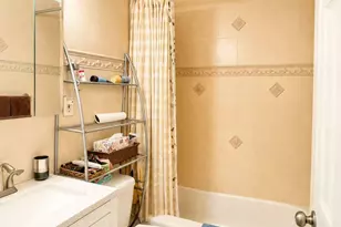 9940 63 Rd, Rego Park, NY 11374 - Photo 7