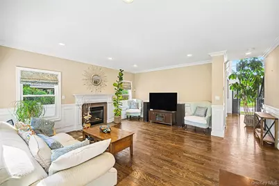 62 Georgia Drive, Syosset, NY 11791 - Photo 3