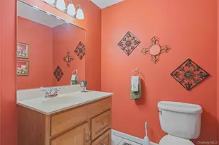 302 Lakeside Rd, Newburgh, NY 12550 - Photo 21