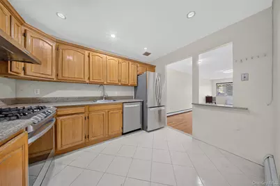 143-27 Roosevelt Avenue, Flushing, NY 11354 - Photo 21