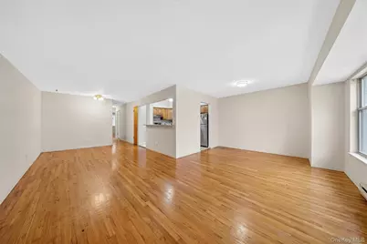 143-27 Roosevelt Avenue, Flushing, NY 11354 - Photo 29