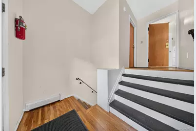 143-27 Roosevelt Avenue, Flushing, NY 11354 - Photo 15