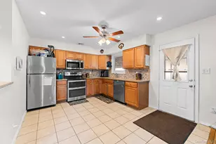 30 44th St, Lindenhurst, NY 11757 - Photo 7