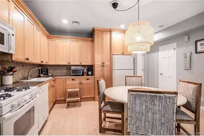 520 Ashford Avenue #28, Ardsley, NY 10502 - Photo 7