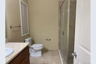 3 Nicole, Copiague, NY 11726 - Photo 25