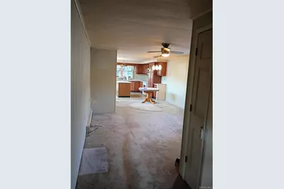 89 Village Circle W, Manorville, NY 11949 - Photo 5