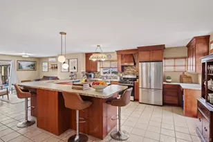 547 Sunnybrook Dr, Oceanside, NY 11572 - Photo 5
