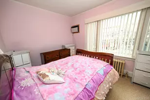 70-25 71st Pl, Glendale, NY 11385 - Photo 25