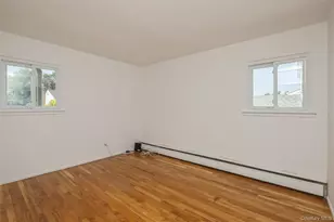258 Aster St, Massapequa Park, NY 11762 - Photo 9