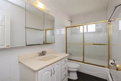 258 Aster Street, Massapequa Park, NY 11762 - Photo 13