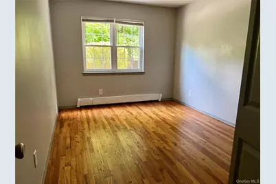 4 Colonial Road #100, Beacon, NY 12508 - Photo 3