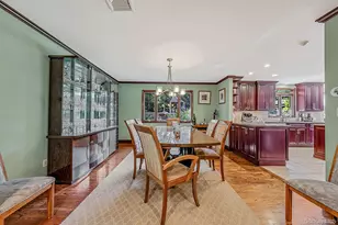 174 Dix Hills Rd, Dix Hills, NY 11746 - Photo 15