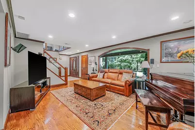 174 Dix Hills Road, Dix Hills, NY 11746 - Photo 5