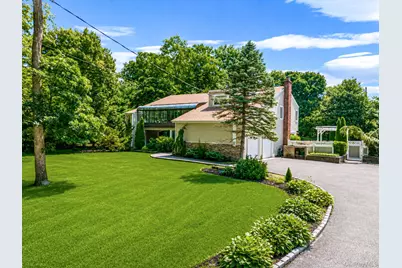 174 Dix Hills Road, Dix Hills, NY 11746 - Photo 41
