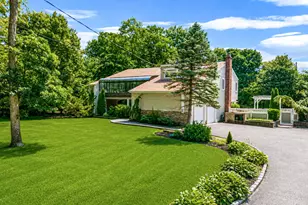 174 Dix Hills Rd, Dix Hills, NY 11746 - Photo 41